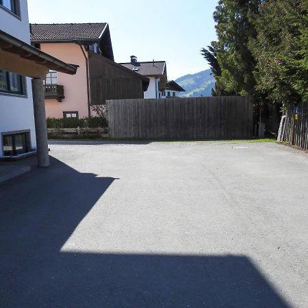Ferienwohnung Julia Brixen im Thale Exterior photo